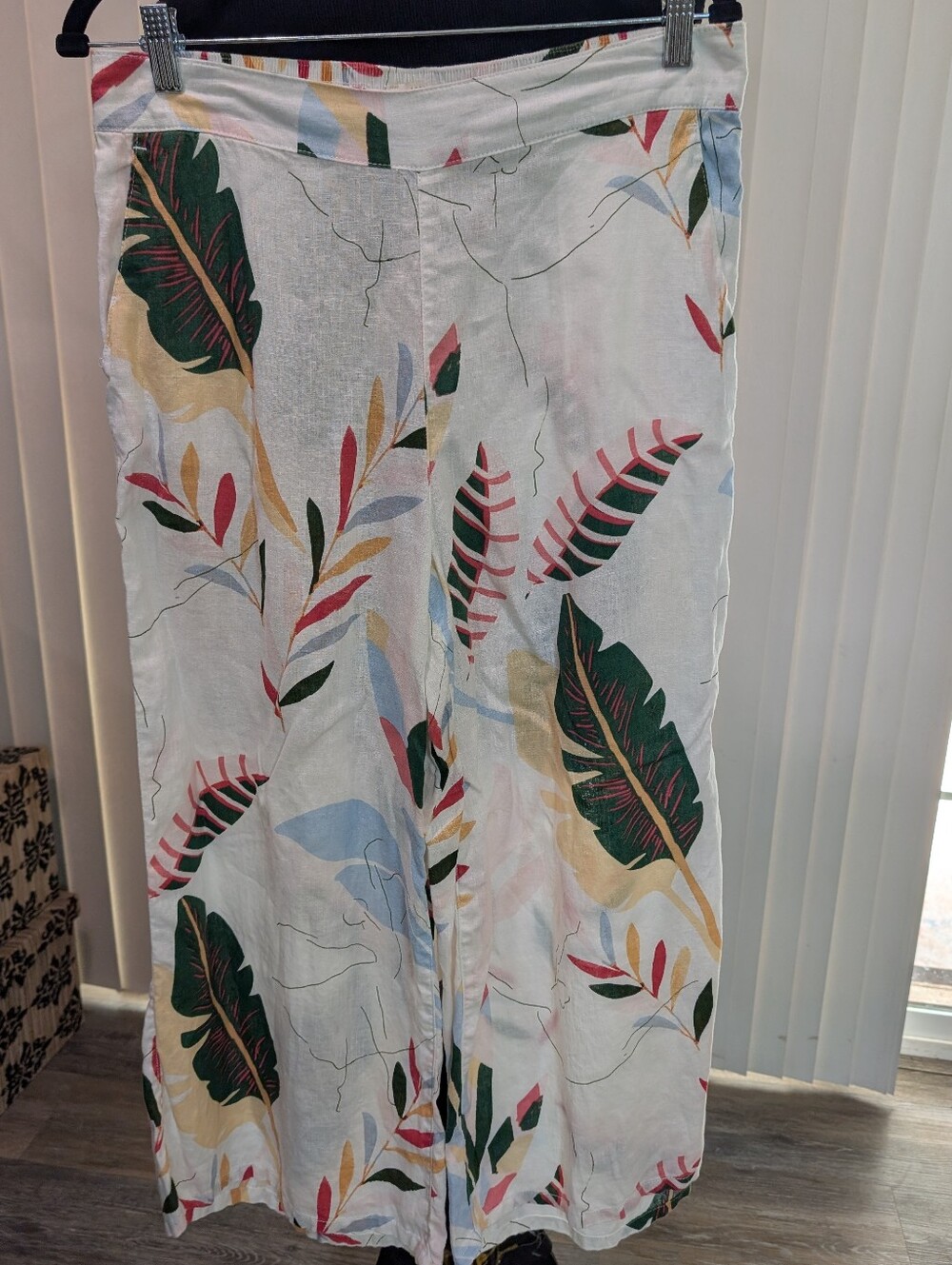 Cynthia Rowley Tropival Botanical Multi Color Linen CapribPant